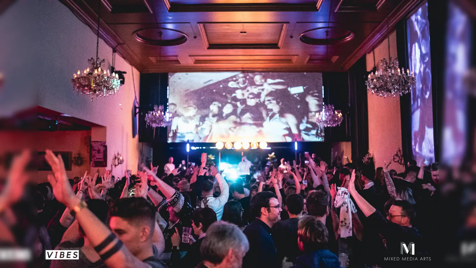 5 Jahre Party mit Vibes – diesmal heizt DJ Remake der Crowd ein.  (Bild: Mixed Media Arts)