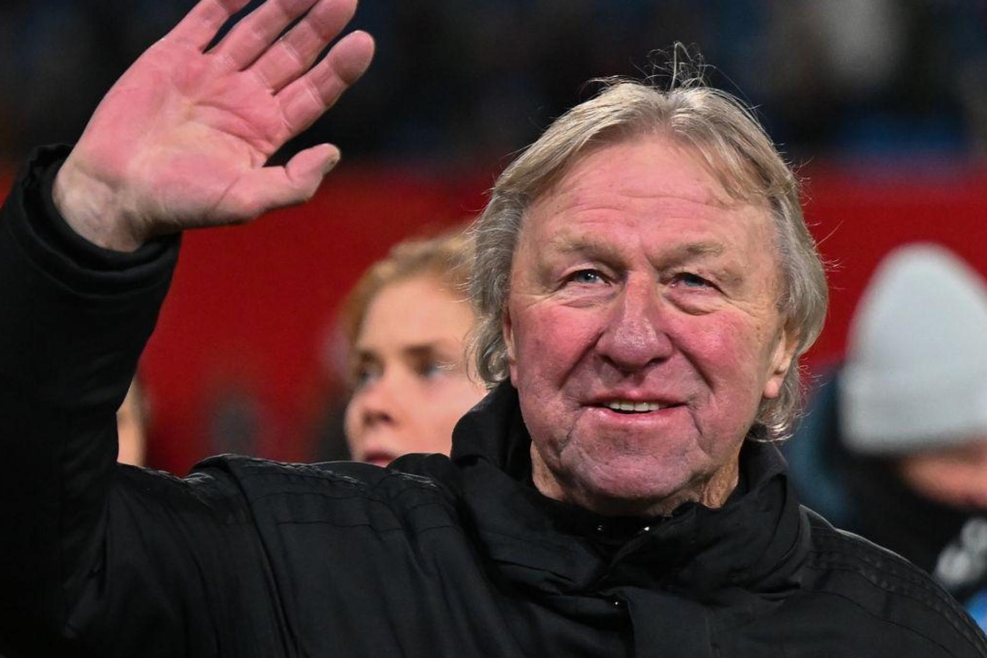 Horst Hrubesch bleibt vorerst Interims-Bundestrainer der deutschen Fußballerinnen. (Bild: Sebastian Christoph Gollnow/dpa)