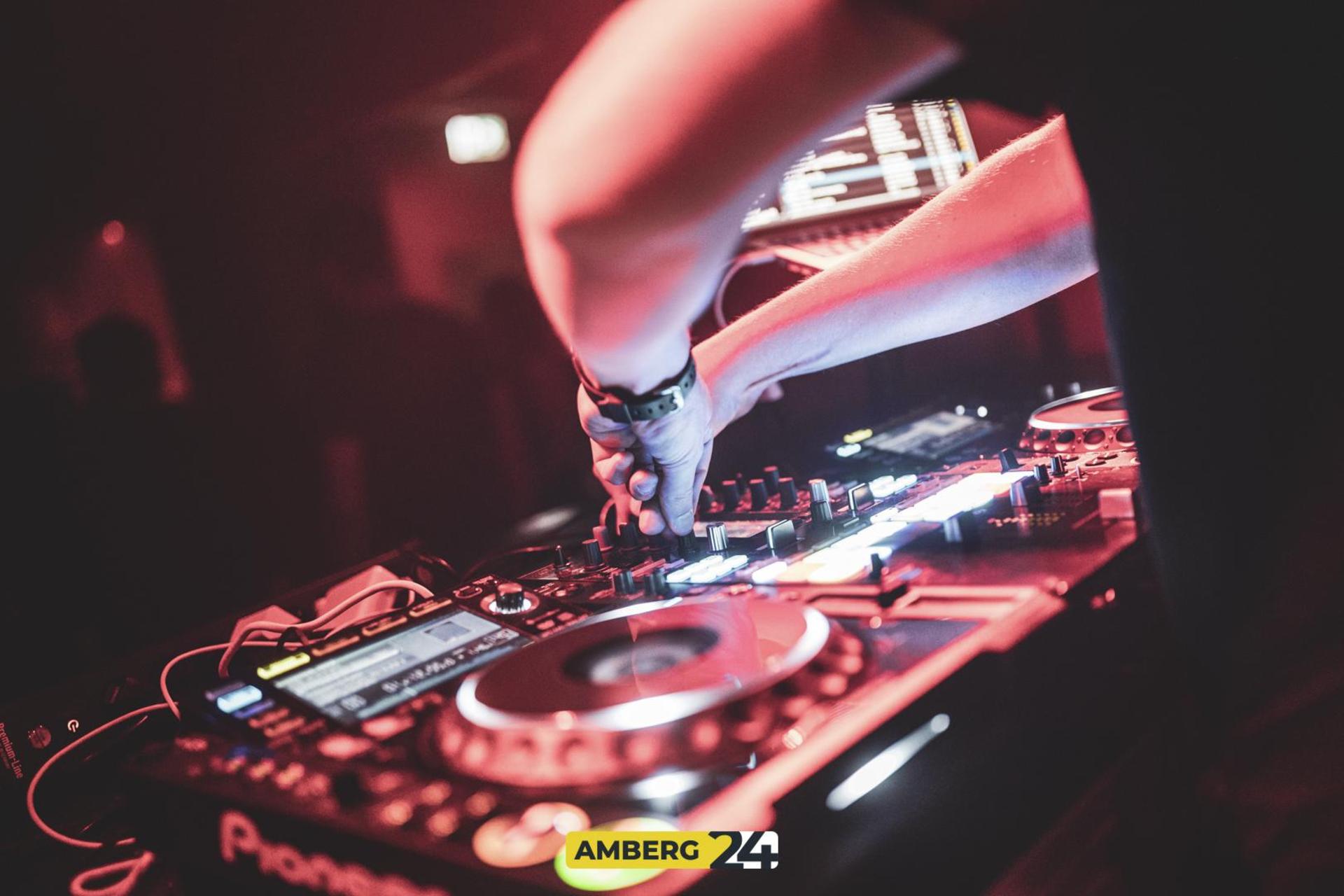 Am Wochenende habt ihr im Happy Rock gefeiert - sogar ab 16. (Bild: Martin Sponsel)