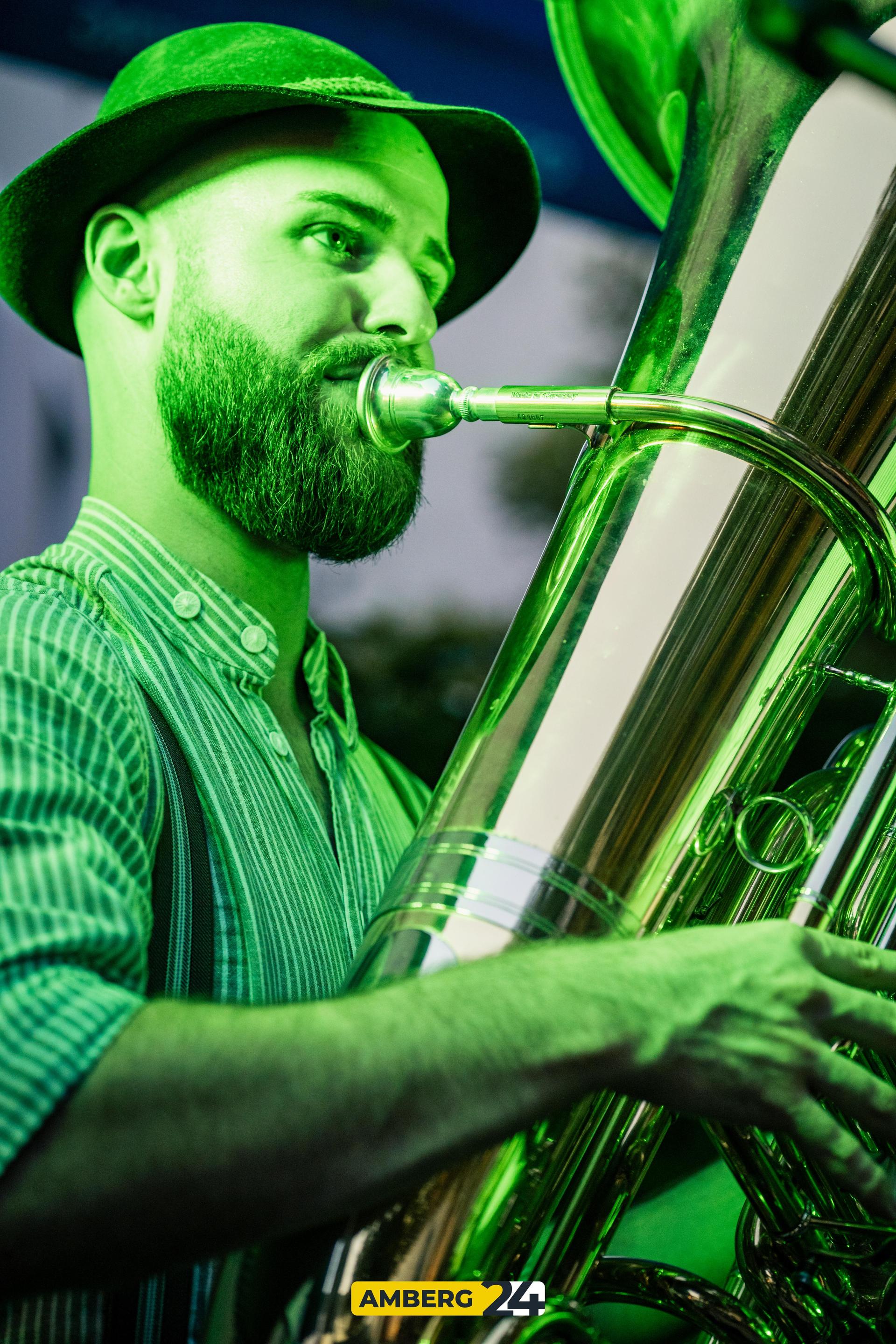 Das sind die Bilder vom Brassfestival im Winkler Biergarten am Donnerstag.  (Bild: Justus Gregor)