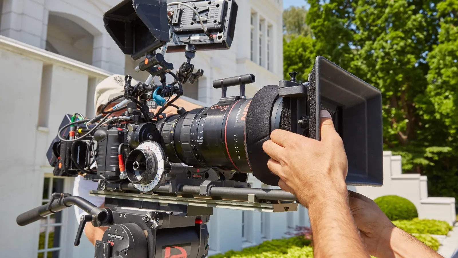 Beim Kurzfilm-Festival in Sulzbach-Rosenberg werden 15 Beiträge im Capitol gezeigt. (Bild: Georg Wendt/dpa)