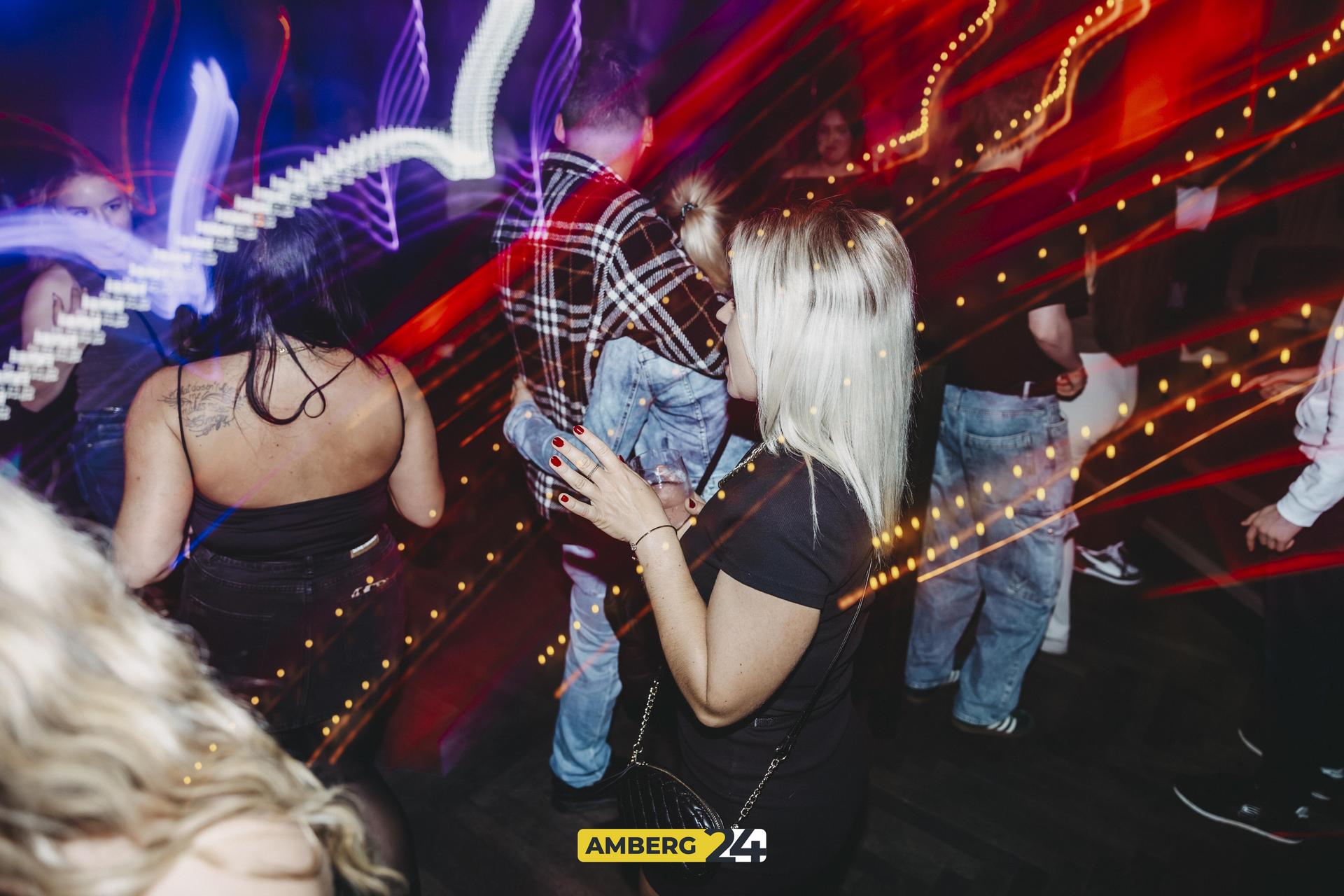 Beim Hood of Hip-Hop im Casino waren viele Feierwillige am Start.  (Bild: Lolografie )